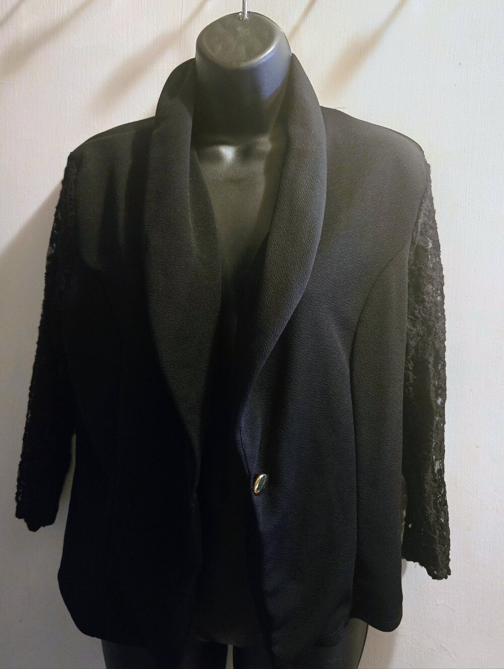 Elizabeth & Nicole Black Shawl Collar Lace-Sleeve Blazer
